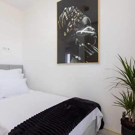 Apartments Taratta 1 トロギール エクステリア 写真